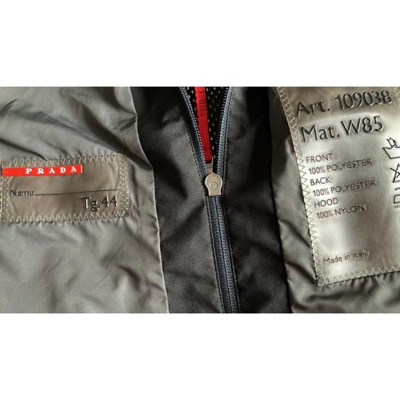 Prada Linea Rossa Vest 1990s Black Size IT 44 - Picture 5 of 9